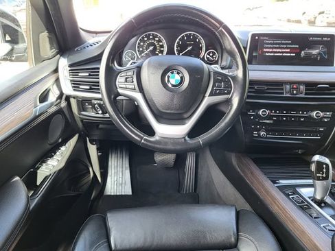 Used 2018 BMW X5 xDrive40e AWD/4WD image 26