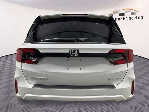 New 2026 Honda Odyssey Sport-L image 4