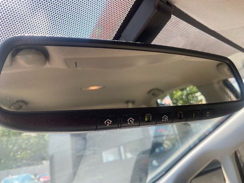Used 2014 Toyota Prius V Five FWD image 18