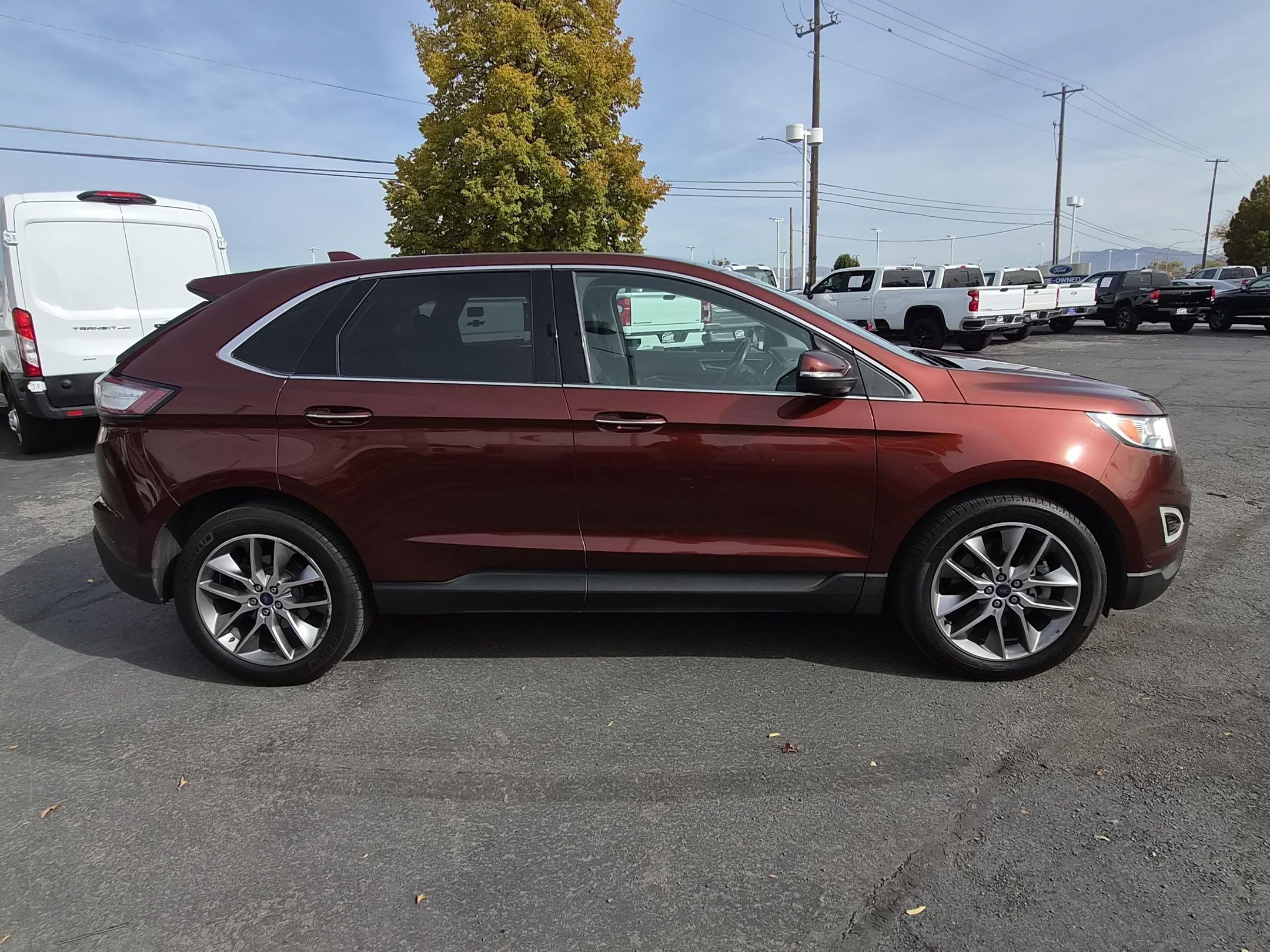 Used 2016 Ford Edge Titanium w/ Equipment Group 302A AWD/4WD image 2