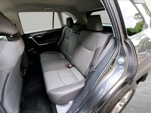 Used 2024 Toyota RAV4 XLE AWD/4WD image 20