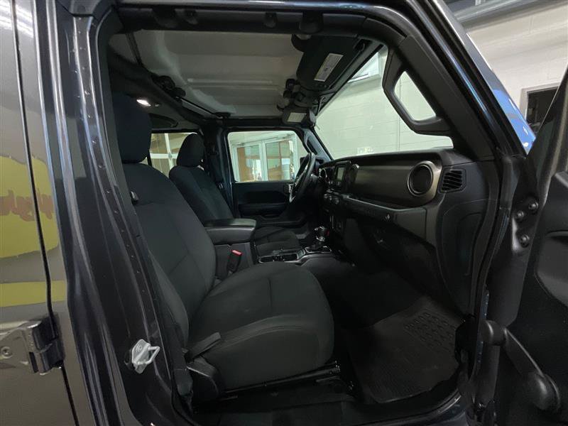 Used 2018 Jeep Wrangler Unlimited Sport AWD/4WD image 26