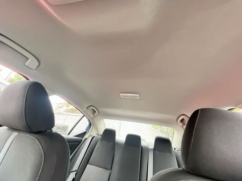 Used 2024 Nissan Sentra SV FWD image 22