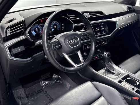 Used 2023 Audi Q3 2.0T Premium w/ Black Optic Sport Package AWD/4WD image 15