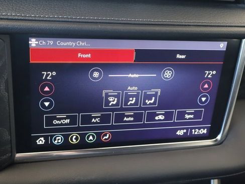 Used 2021 GMC Yukon Denali w/ Denali Premium Package image 40