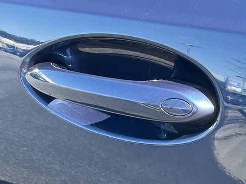 Used 2024 BMW 330i Sedan w/ Convenience Package image 32