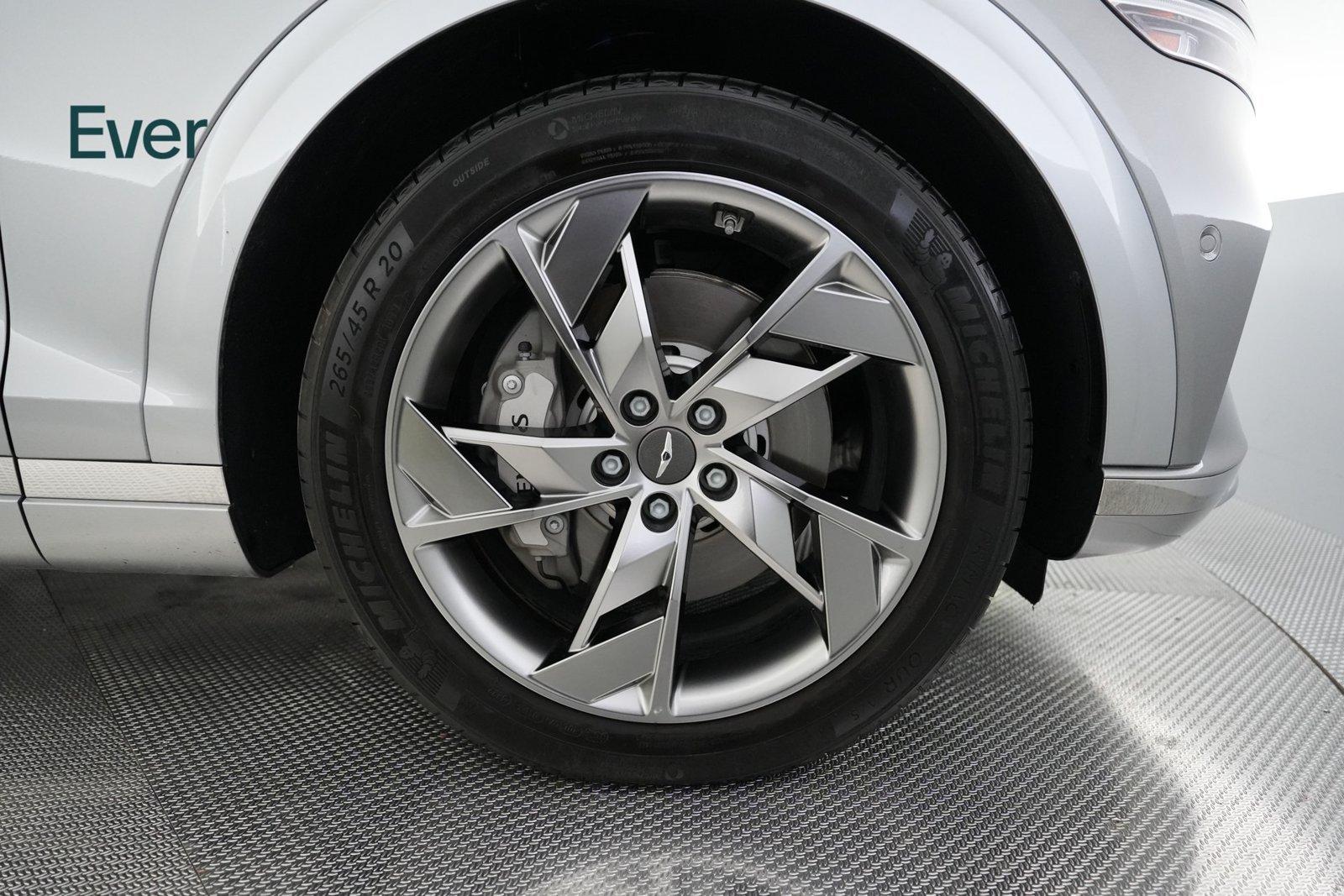 Used 2023 Genesis Electrified GV70 AWD/4WD image 20