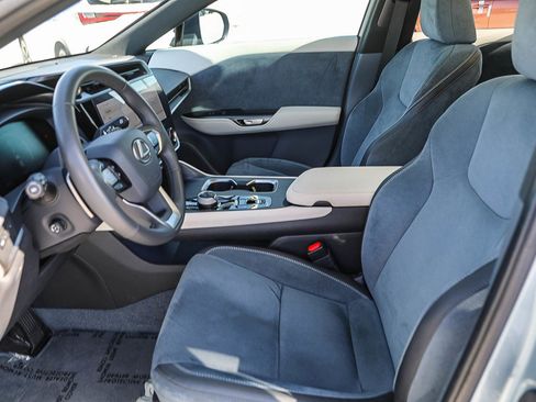 Used 2023 Lexus RZ 450e Premium w/ Accessory Package (Z1) image 16