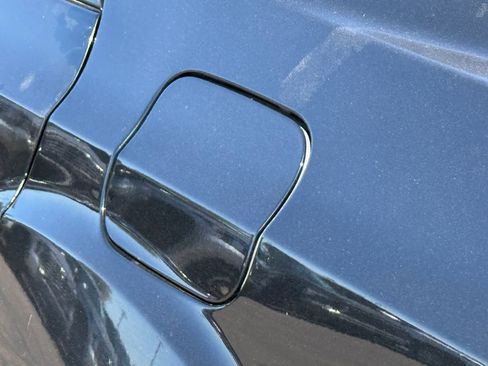 Used 2017 Chrysler 300 S w/ 300S Premium Group image 12