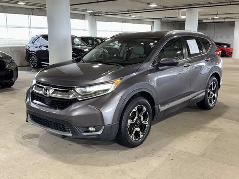 Used 2018 Honda CR-V Touring image 4