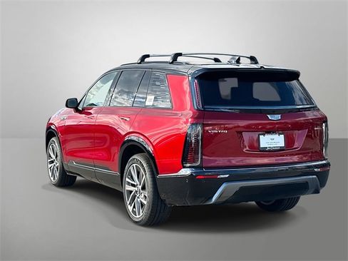 Used 2026 Cadillac Vistiq Sport image 16