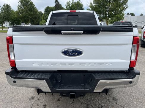 Used 2019 Ford F250 Lariat w/ Lariat Value Package AWD/4WD image 7