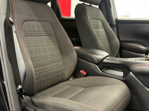 Used 2023 Honda HR-V Sport image 16