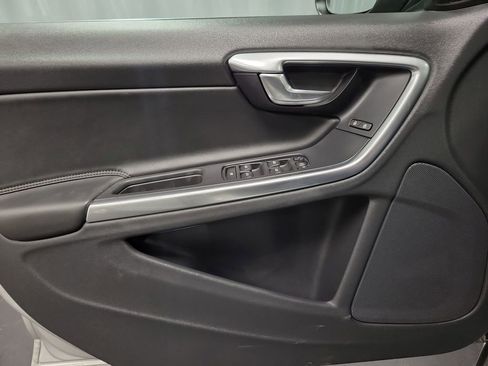 Used 2015 Volvo S60 T5 Premier image 22