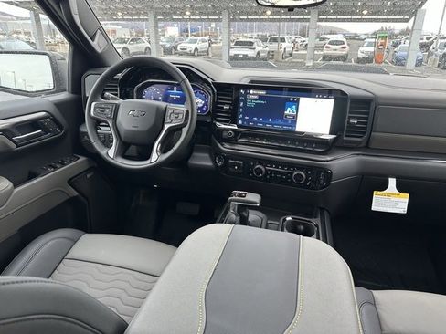 New 2026 Chevrolet Silverado 1500 ZR2 image 17