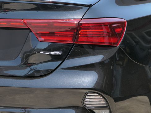 Used 2024 Kia Forte GT-Line FWD image 4