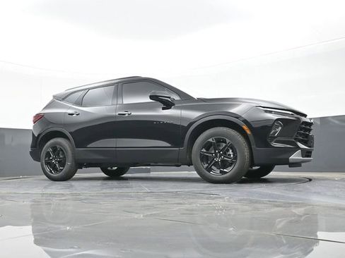 New 2025 Chevrolet Blazer LT w/ Midnight/Sport Edition FWD image 50