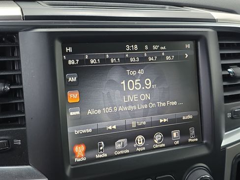 Used 2017 RAM 1500 Big Horn image 23