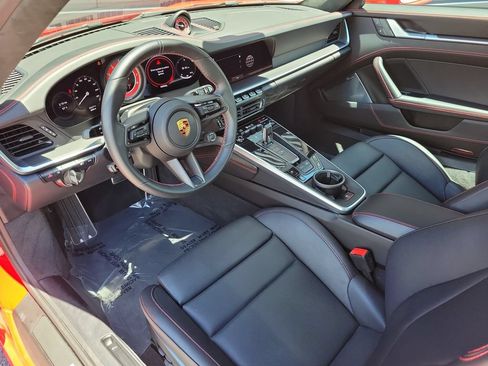 Certified 2025 Porsche 911 Turbo S AWD/4WD image 4