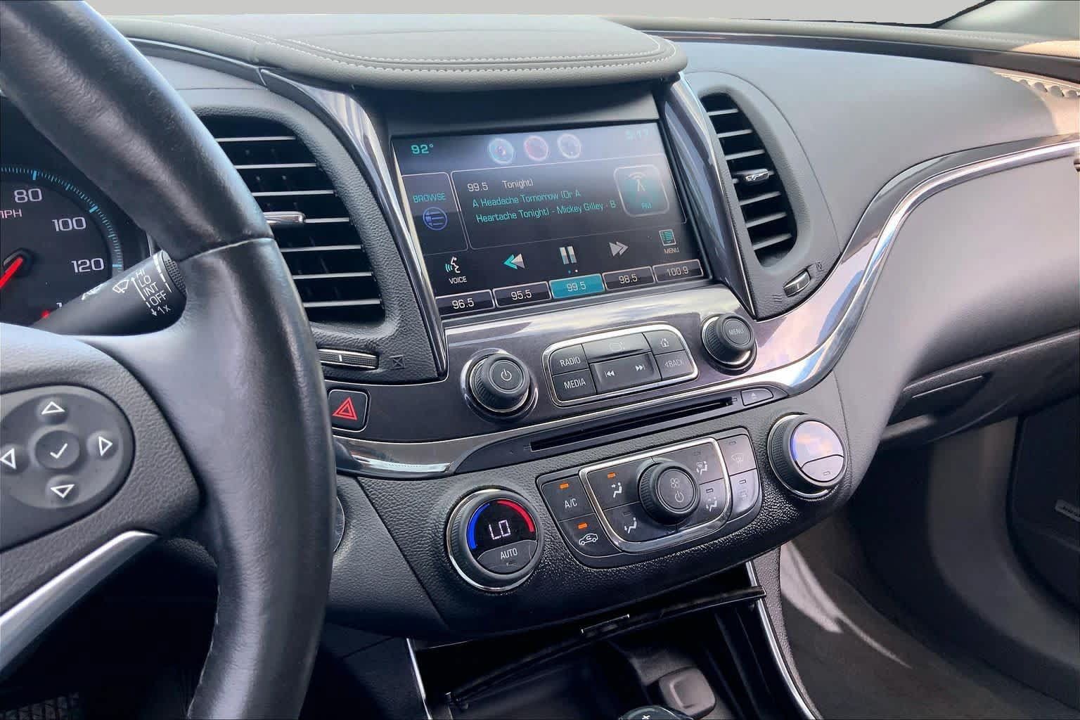 Used 2015 Chevrolet Impala LTZ FWD image 7