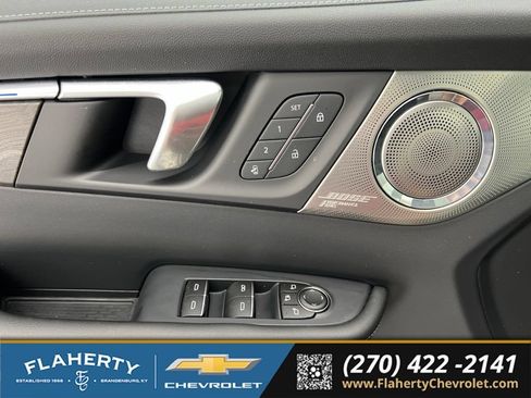 Used 2026 Buick Enclave Avenir w/ Super Cruise Package AWD/4WD image 22