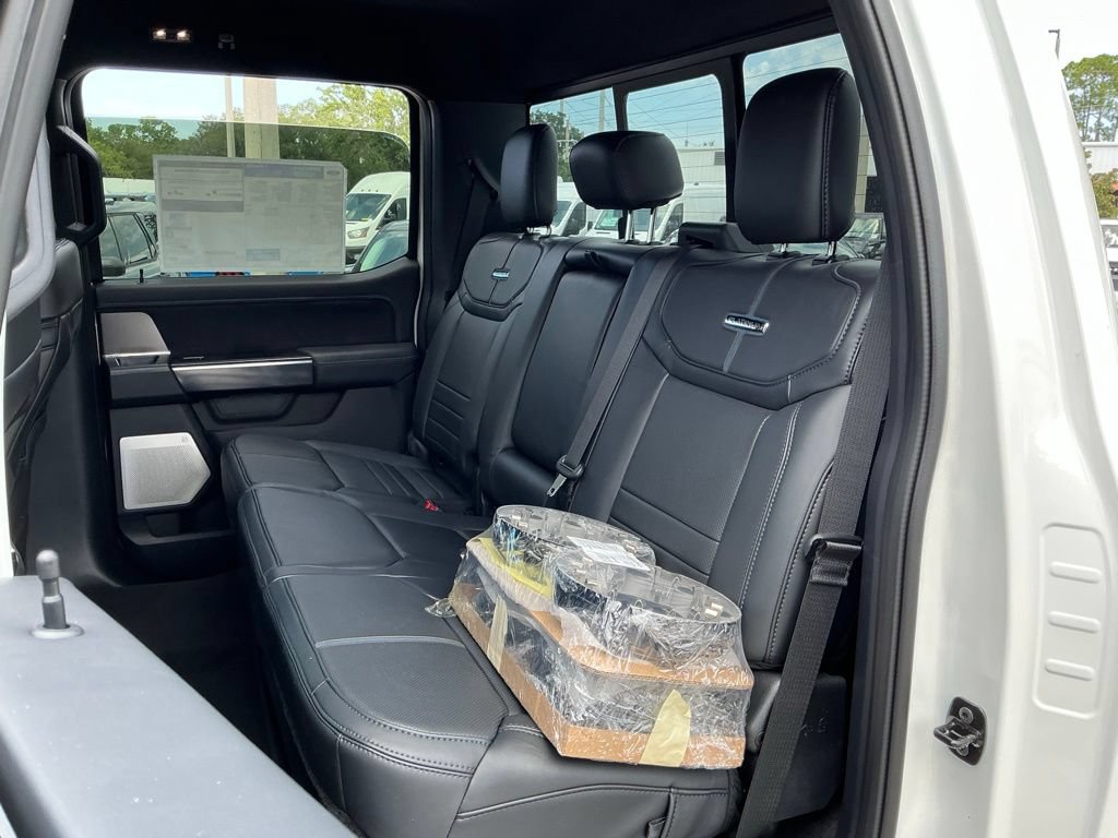 New 2026 Ford F350 Platinum w/ FX4 Off-Road Package AWD/4WD image 27