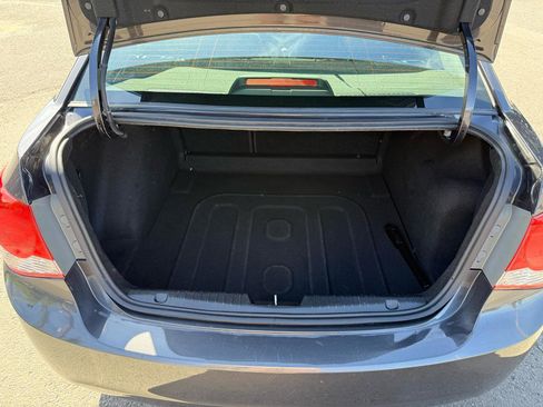 Used 2014 Chevrolet Cruze LTZ FWD image 14