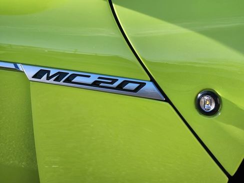 Used 2023 Maserati MC20 Coupe image 22