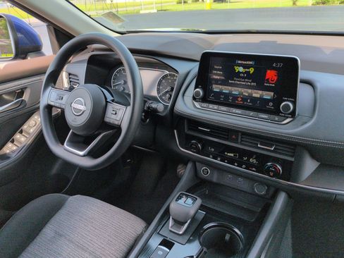 Used 2023 Nissan Rogue SV AWD/4WD image 34