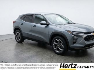 Used 2025 Chevrolet Trax LT FWD video 1