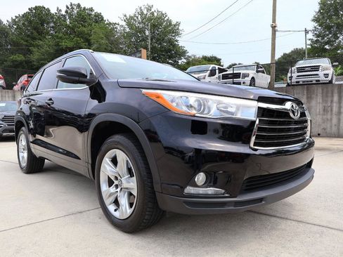 Used 2016 Toyota Highlander Limited FWD image 9