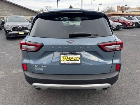 Used 2023 Ford Escape Active w/ Cold Weather Package image 4