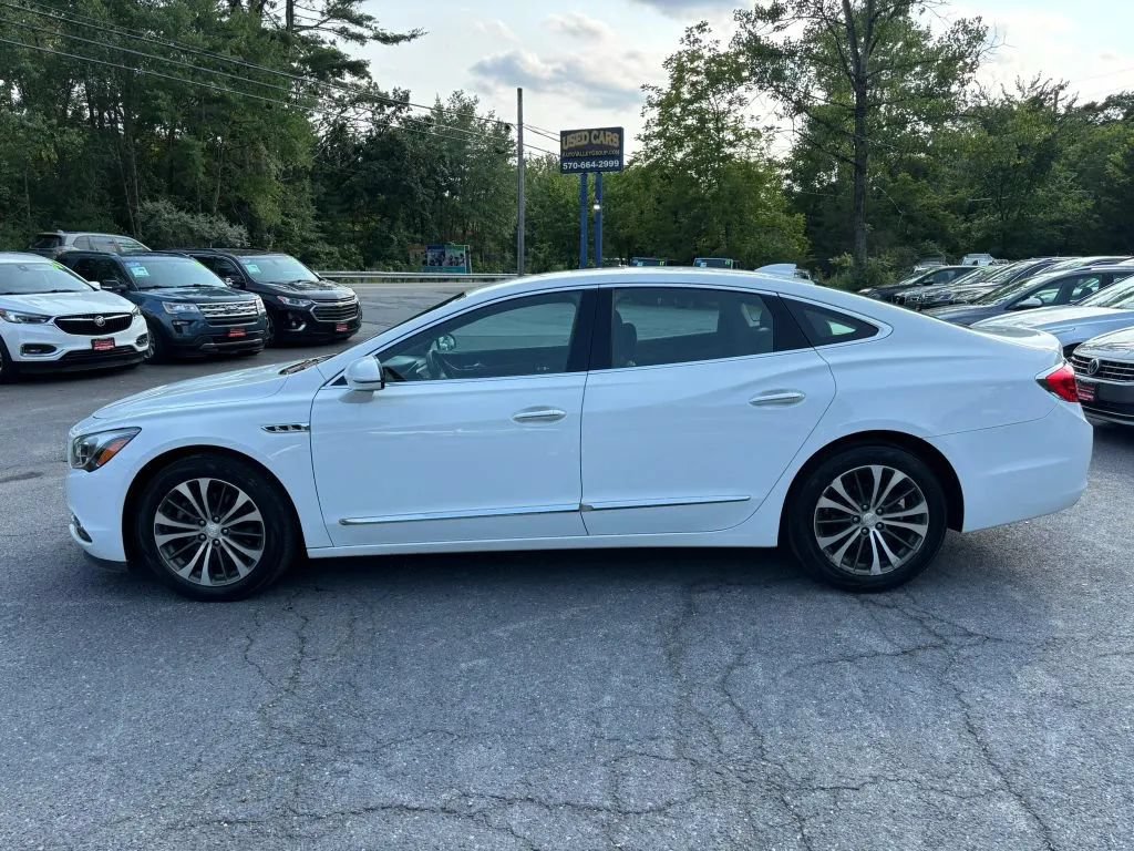 Used 2017 Buick LaCrosse Essence FWD image 5