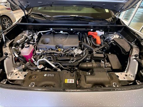 Used 2025 Toyota RAV4 XSE image 31