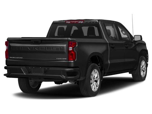 Used 2020 Chevrolet Silverado 1500 Custom w/ Custom Convenience Package RWD image 2