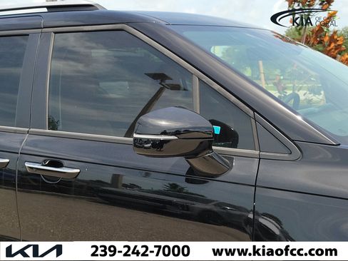 New 2026 Kia Carnival EX FWD image 8