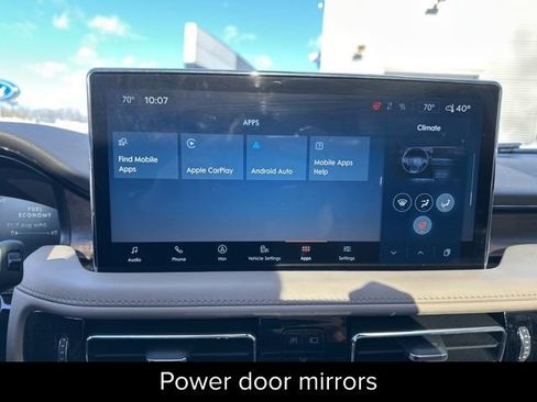 Certified 2023 Lincoln Nautilus Reserve w/ Equipment Group 202A image 31