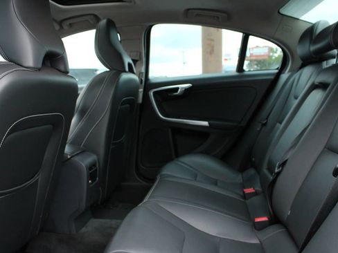 Used 2017 Volvo S60 T5 Dynamic w/ Vision Package image 14