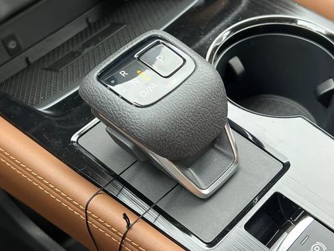 New 2026 Nissan Rogue Platinum AWD/4WD image 32