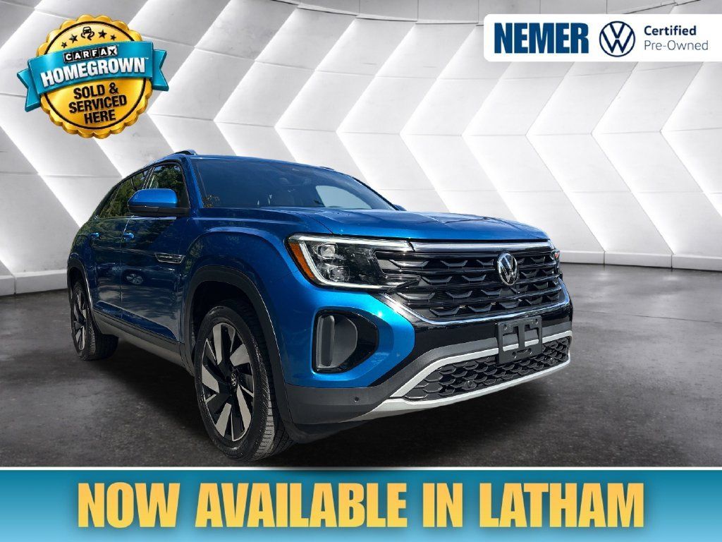 Certified 2024 Volkswagen Atlas Cross Sport SE AWD/4WD image 5