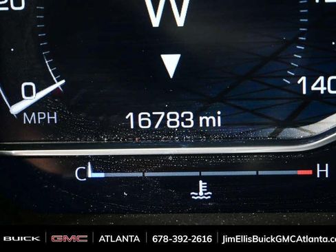 Used 2025 GMC Sierra 2500 AT4 w/ AT4 Premium Plus Package AWD/4WD image 9