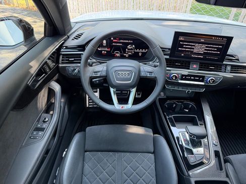 Used 2023 Audi S4 Premium Plus w/ Premium Plus Package AWD/4WD image 6