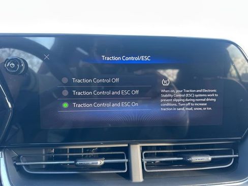 New 2026 Chevrolet Trax RS w/ Sunroof Package image 22