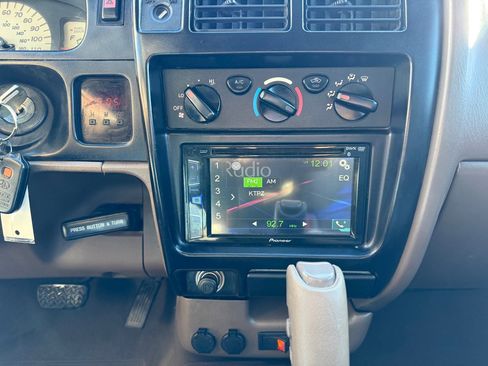 Used 2003 Toyota Tacoma 4x4 Xtracab V6 image 16