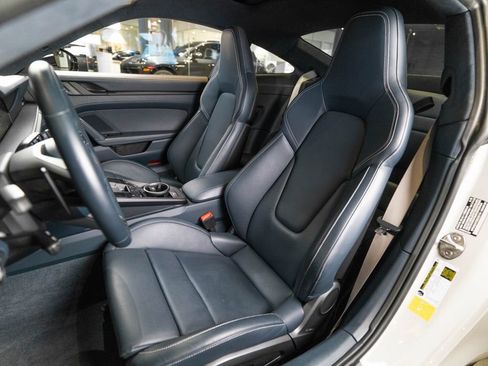 Certified 2025 Porsche 911 Carrera GTS RWD image 5