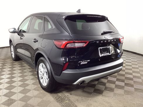 Used 2025 Ford Escape Active AWD/4WD image 4