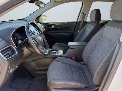 Used 2022 Chevrolet Equinox LT image 9