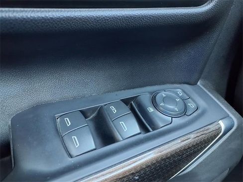 Used 2019 Chevrolet Silverado 1500 LT w/ All-Star Edition image 18