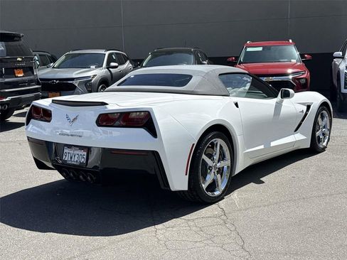 Used 2014 Chevrolet Corvette Stingray Convertible RWD image 3