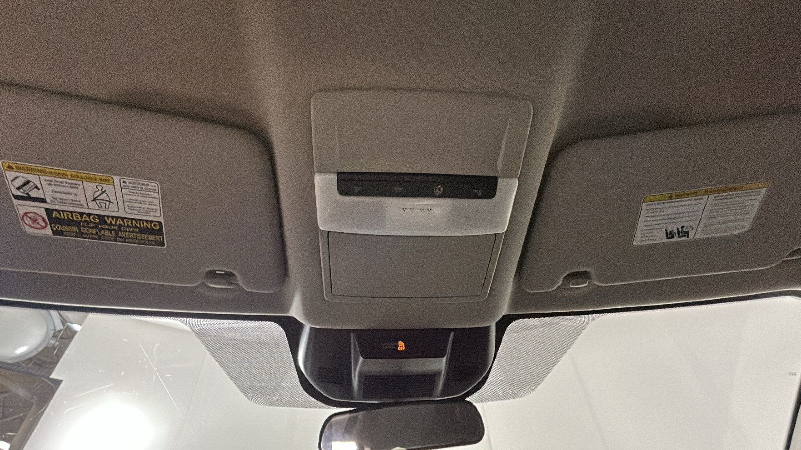 Used 2023 Nissan Rogue S AWD/4WD image 31